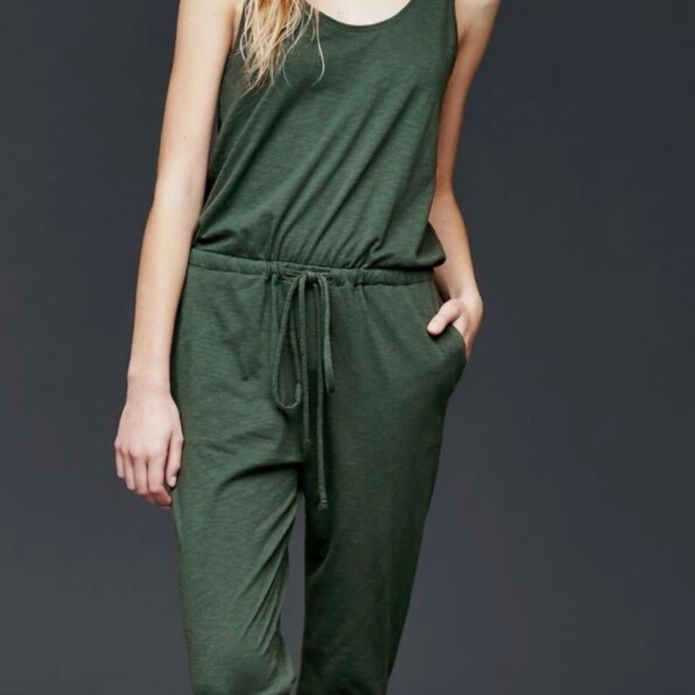 GAP Green Jumpsuit with Spaghetti Straps and Flowing Fabric